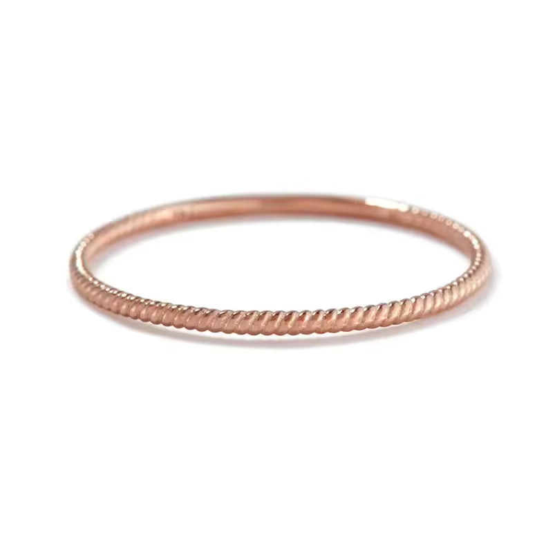 Zahra Twist Ring 2.0