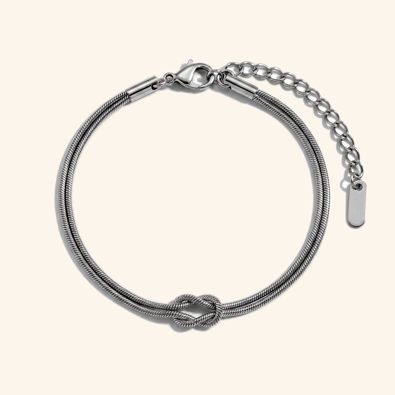 Wisal Knot Bracelet in stainless steel - Silver finish