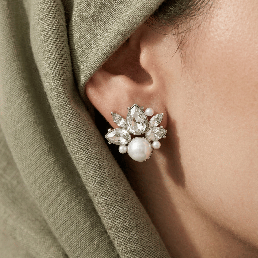 Jawahir Noor Moissanite Studs