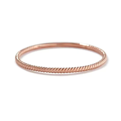 Zahra Twist Ring 2.0