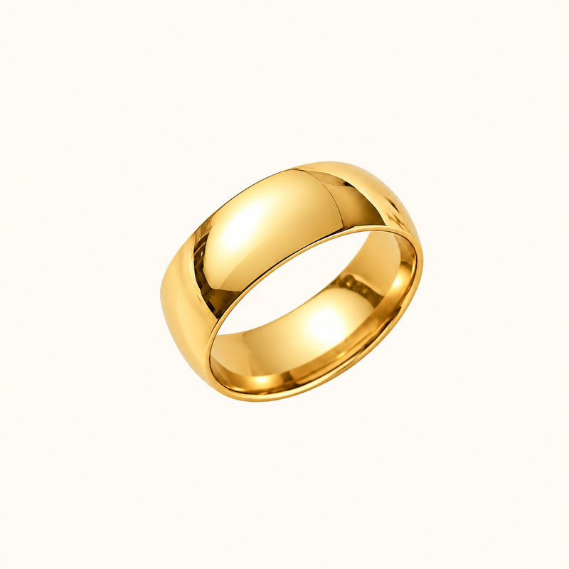 Noor Dome Ring in 18K gold - 8mm polished band